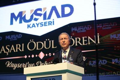 Millî Savunma Bakanı Hulusi Akar’a “Millî Savunmanın Gücü” Ödülü
